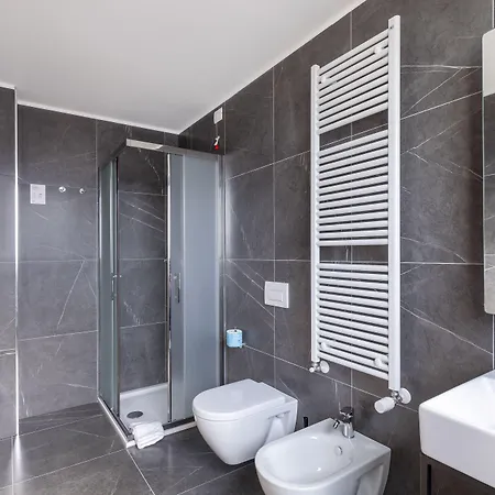 Отель B&B Hotel Brescia 3*